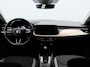Skoda Kamiq 1.0 TSi 115 Pk Automaat Business Edition | Stoelverwarming | Keyless | Climatronic | Virtual Cockpit | Navigatie | 19 Inch | 125.386 Km !!