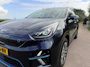 Kia Niro EV E-Niro ExecutiveLine 64 kWh Automaat / SOH 98% / JBL / Leder / Camera / CarPlay-Android Auto / Stuur-/Stoelverwarming / ACC /