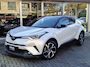 Toyota C-HR / C-HR+ 1.8 Hybrid Bi-Tone Plus | JBL, Dodehoekherkenning, Parkeersensoren, Stoel + Stuurverwarming, LED Pakket