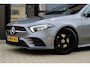 Mercedes-Benz A-klasse 180 Business Solution AMG | NAP | Pano | Cruise | Clima | Camera | Stoelverwarming |