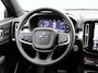 Volvo XC40 2.0 B4 Plus Dark Automaat / Panoramadak / Trekhaak / Nubuck-Microtech bekleding / All-seasonbanden