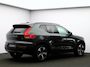 Volvo XC40 2.0 B4 Plus Dark Automaat / Panoramadak / Trekhaak / Nubuck-Microtech bekleding / All-seasonbanden