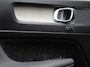 Volvo XC40 2.0 T4 190PK Inscription / Panorama Dak / Leder / Elektr. Verstelb. Stoelen / Trekhaak / Extra Getint Glas / Keyless / Camera /