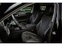 Volkswagen Passat Variant 1.5 eTSI MHEV Elegance , HUD, Stoel/stuurverwarming, Achteruitrijcamera, Apple Carplay,
