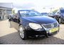 Volkswagen Eos 1.4 TSI Highline Cabrio | APK 16-08-2027 | Trekhaak | Cruise control | Climate control | Zie foto's!