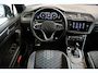 Volkswagen Tiguan 1.5 TSI 150 PK R-Line Business+ | IQ. Light | Trekhaak | Camera | 100% (Dealer) onderhouden label