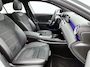 Mercedes-Benz A-klasse 250 e Star Edition AMG Line Plus | Panoramadak | 360° camera | Trekhaak | HUD | Elektrische Stoelen | Inclusief 24 maanden MB Certified garantie voor Europa.