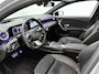 Mercedes-Benz A-klasse 250 e Star Edition AMG Line Plus | Panoramadak | 360° camera | Trekhaak | HUD | Elektrische Stoelen | Inclusief 24 maanden MB Certified garantie voor Europa.