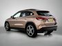 Mercedes-Benz GLA 180 Business Solution AMG | Panoramadak | Achteruitrijcamera | Elektrische Stoelen | Sfeerverlichting | Inclusief 24 maanden MB Certified garantie voor Europa.