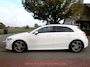 Mercedes-Benz A-klasse 200 AMG / PANODAK / SFEERVERLICHTING / CAMERA / CRUISE / NAVI