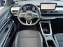 Jeep Avenger 1.2 e-Hybrid Black Edition Automaat / Adaptieve CC / Navigatie / Stoelverwarming / Apple CarPlay / Android Auto / Draadloos laden / 18" LM wielen /