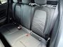 Jeep Avenger 1.2 e-Hybrid Black Edition Automaat / Adaptieve CC / Navigatie / Stoelverwarming / Apple CarPlay / Android Auto / Draadloos laden / 18" LM wielen /