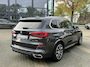 BMW X5 xDrive 45e M Sport SOH 100% | PANORAMADAK | ADAPTIVE M ONDERSTEL | HEAD-UP | LUCHTVERING | MEMORY COMFORT STOELEN |