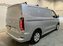 Ford E-Transit Custom 320 L1H1 Limited 64 kWh 218 PK / 100% elektrisch !! / Clima / LED / Cruise Control / Camera / CarPlay / 3-Zits / Z.G.A.N.  3.900 KM !!