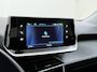 Peugeot e-2008 EV Allure Pack 50kWh Trekhaak 3D-Navi 360°Camera Apple Carplay Android Auto Ecc SOH 88% Regen-Lichtsensor Privacy Glas Led Isofix Bluetooth Cruise Control 1e Eigenaar Dealeronderhouden Origineel Nederlandse Auto