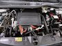 Peugeot e-2008 EV Allure Pack 50kWh Trekhaak 3D-Navi 360°Camera Apple Carplay Android Auto Ecc SOH 88% Regen-Lichtsensor Privacy Glas Led Isofix Bluetooth Cruise Control 1e Eigenaar Dealeronderhouden Origineel Nederlandse Auto