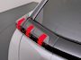 Peugeot e-2008 EV Allure Pack 50kWh Trekhaak 3D-Navi 360°Camera Apple Carplay Android Auto Ecc SOH 88% Regen-Lichtsensor Privacy Glas Led Isofix Bluetooth Cruise Control 1e Eigenaar Dealeronderhouden Origineel Nederlandse Auto