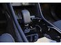 Volvo EX40 Extended Range Ultra 82 kWh - Panorama/schuifdak - IntelliSafe Assist & Surround - 360º Camera - Harman/Kardon audio - Verwarmde voorstoelen, stuur & achterbank - Parkeersensoren voor & achter - Elektr. bedienb. voorstoelen met geheugen links - Draadloze tel. lader - Warmtepomp - 20' LMV
