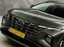 Hyundai Tucson 1.6 T-GDI HEV Comfort 230Pk Automaat (APPLE CARPLAY, GROOT NAVI, CAMERA, STOELVERWARMING, TREKHAAK, SPORTSTOELEN, GETINT GLAS, ADAPTIVE CRUISE, NIEUWSTAAT)