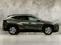 Hyundai Tucson 1.6 T-GDI HEV Comfort 230Pk Automaat (APPLE CARPLAY, GROOT NAVI, CAMERA, STOELVERWARMING, TREKHAAK, SPORTSTOELEN, GETINT GLAS, ADAPTIVE CRUISE, NIEUWSTAAT)