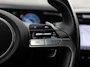 Hyundai Tucson 1.6 T-GDI HEV Comfort 230Pk Automaat (APPLE CARPLAY, GROOT NAVI, CAMERA, STOELVERWARMING, TREKHAAK, SPORTSTOELEN, GETINT GLAS, ADAPTIVE CRUISE, NIEUWSTAAT)