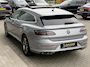 Volkswagen Arteon Shooting Brake 1.4 TSI eHybrid R-Line Business+ | SOH 92,5% | ACC | Stoel/Stuurverwarming | Apple Carplay | Half Elek. Stoelen met massage | Pano | Sfeerverlichting | Achteruitrijcamera |