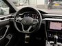 Volkswagen Arteon Shooting Brake 1.4 TSI eHybrid R-Line Business+ | SOH 92,5% | ACC | Stoel/Stuurverwarming | Apple Carplay | Half Elek. Stoelen met massage | Pano | Sfeerverlichting | Achteruitrijcamera |