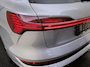 Audi E-tron 55 quattro S edition 95 kWh | SoH 100% | Luchtvering | 360 camera | Bang & Olufsen | Cruise control | 4-zone airco | Matrix LED verlichting | Keyless | Stoelverwarming | Navigatie | Sfeerverlichting |