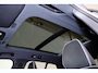 Volvo EX40 Extended Range Ultra 82 kWh - Panorama/schuifdak - IntelliSafe Assist & Surround - 360º Camera - Harman/Kardon audio - Verwarmde voorstoelen, stuur & achterbank - Parkeersensoren voor & achter - Elektr. bedienb. voorstoelen met geheugen links - Draadloze tel. lader - Warmtepomp - Extra getint glas - Inklapbare trekhaak - 19' LMV