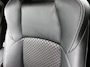 Toyota Yaris 1.5 Hybrid Executive + | BTW voertuig | JBL | Head-Up | Dodehoek detectie | Stoel+stuurverwarming | Parkeersensoren voor+achter | Navigatie | Apple CarPlay/Android Auto |