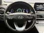 Hyundai Kona Electric EV Fashion 64 kWh | Zeer nette auto | 97,6 % SOH | Navigatie | Head-up display | Achteruitrijcamera | Hoge zit |