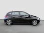 Hyundai i20 1.2 MPI 85pk Comfort | Carplay | Camera | Navigatie |16-inch Velgen | Cruise control | DAB | Bluetooth | Parkeersensoren | BLIS | Airco | Middenarmsteun