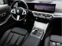BMW 3-Serie 330e M-Sport PRO / ACC / LEDER / HEAD UP / HARMAN KARDON / EL STOEL MET GEHEUGEN / VERW STOEL- & STUUR