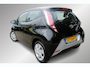 Toyota Aygo 1.0 VVT-i x-play, Camera, Bluetooth, Dealer onderhouden!