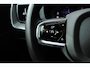 Volvo XC60 2.0 T8 Plug-in AWD Plus Dark | Pano | Memory | El.haak | 21” | Keyless | CarPlay | Stuur/Stoelverwarming