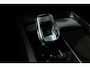 Volvo XC60 2.0 T8 Plug-in AWD Plus Dark | Pano | Memory | El.haak | 21” | Keyless | CarPlay | Stuur/Stoelverwarming