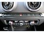 Audi A3 Limousine 35 TFSI CoD Advance Sport Automaat Cruise/Virtual/Stoelverwarming/Carplay/PDC/LED/Navi/Bluetooth/18"LM/Trekhaak