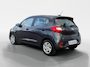Hyundai i10 1.0 Premium | Navigatie| Parkeer sensoren| Camera| Cruise Controle| Metallic lak| Dealer onderhouden| Climate Controle