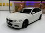 BMW 3-Serie Touring 316i M Pakket High Executive | Trekhaak | NAP | Navi | Cruise | Xenon | Keyless | Big Brake Upgrade| Alcantara
