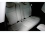 Fiat 500e La Prima 42 kWh 3+1 Panorama Dak | Adaptieve Cruise | Parkeersensoren Voor + Achter | Camera | 17" Lichtmetaal | Achteruitrijcamera | Airco (automatisch) | Apple Carplay/Android Auto|telefoonintegratie premium
