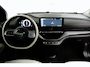 Fiat 500e La Prima 42 kWh 3+1 Panorama Dak | Adaptieve Cruise | Parkeersensoren Voor + Achter | Camera | 17" Lichtmetaal | Achteruitrijcamera | Airco (automatisch) | Apple Carplay/Android Auto|telefoonintegratie premium
