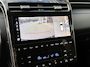 Hyundai Tucson 1.6 T-GDI HEV Premium / Automaat / NL-Auto / Vol-Leder / Adaptieve Cruise-Control / Stoelverwarming V+A / Stoelverkoeling / Stuurverwarming / Elektr.-Verstelbare Stoelen met Geheugen / Elektr.-Achterklep / Apple-Carplay & Android-Auto / Dodehoek-Detectie / Draadloze-Telefoonlader / Keyless / LED / Adaptieve-Koplampen / DAB Radio-Bluetooth / Navi / Flippers / PDC V+A met Rondom-Camerazicht / 19'' LMV / ENZ.