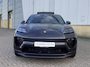 Porsche Macan 4S Elektrisch - Sport Chrono - BOSE Audio - Panoramadak - Headup Display - 22inch LM velgen