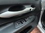 Toyota Auris 1.6 Dynamic |automaat|leer|navi|trekhaak|camera|