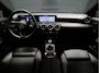 Mercedes-Benz A-klasse 160 Sport [APPLE CARPLAY, AMG, ANDROID, STOELVERWARMING, CRUISE CONTROL, CAMERA, PDC V+A, DIGITAL DASH, STUURWIEL MULTIFUNTIONEEL, CLIMATE CONTROL, START STOP, STUUR LEDER, NIEUWSTAAT]