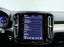Volvo XC40 B3 163PK Ultra Black Edition | BLIS | 360° Camera | Schuif/Kanteldak |