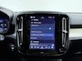Volvo XC40 B3 163PK Ultra Black Edition | BLIS | 360° Camera | Schuif/Kanteldak |