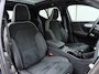 Volvo XC40 B3 163PK Ultra Black Edition | BLIS | 360° Camera | Schuif/Kanteldak |