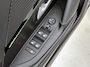 Peugeot e-208 136pk EV GT Pack 50 kWh Automaat | 1ste Eigenaar | Navigatie | Climate Control | Stoelverwarming | Adaptieve Cruise Control | 17" LMV | Keyless Entry/Start | Dodehoekdetectie | LED | Apple Carplay/Android Auto |