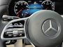 Mercedes-Benz A-klasse 200 | Pano | Multibeam | Leder | Elektrisch verstelbare stoelen | Camera | Sfeerverlichting | Rijklaarprijs